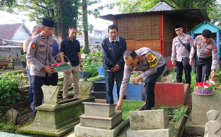 Jelang Ramadan 1447 H, Kapolresta Malang Kota Ziarah ke Makam Korban Kanjuruhan