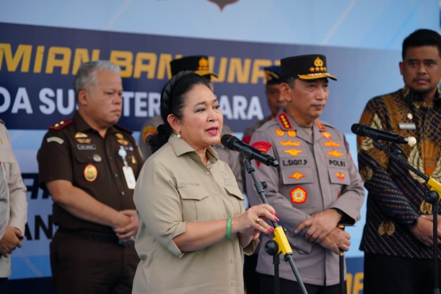 Ketua Komisi IV DPR RI Nilai Polri Sigap Salurkan Bantuan ke Sumatra