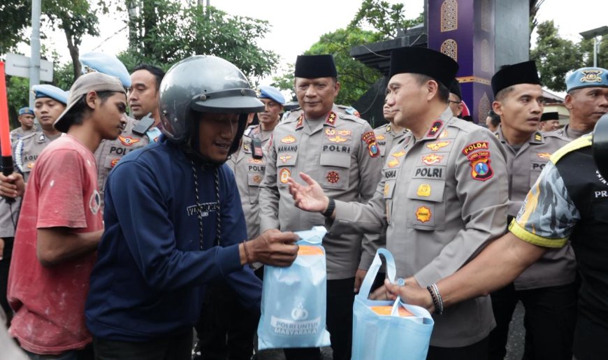 Kapolda Jatim Gelar Buka Puasa Bersama Warga