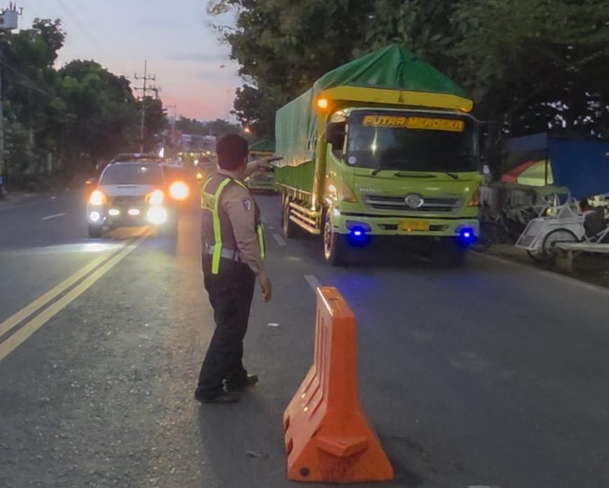 Kemacetan di Bulusan Terurai, Pengendara Apresiasi Polresta Banyuwangi
